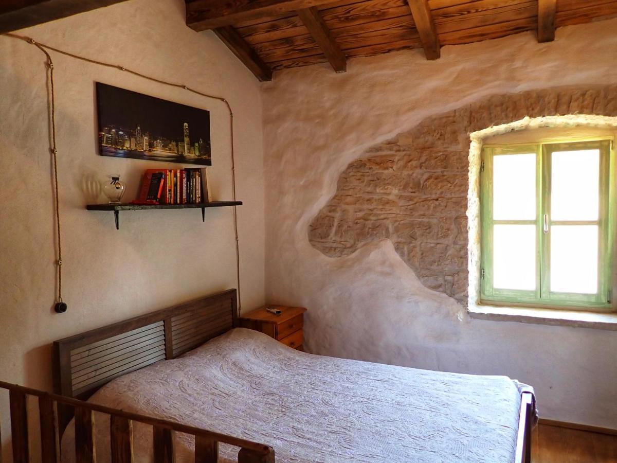 Cottage Al Merlo Olivo Buje Kültér fotó