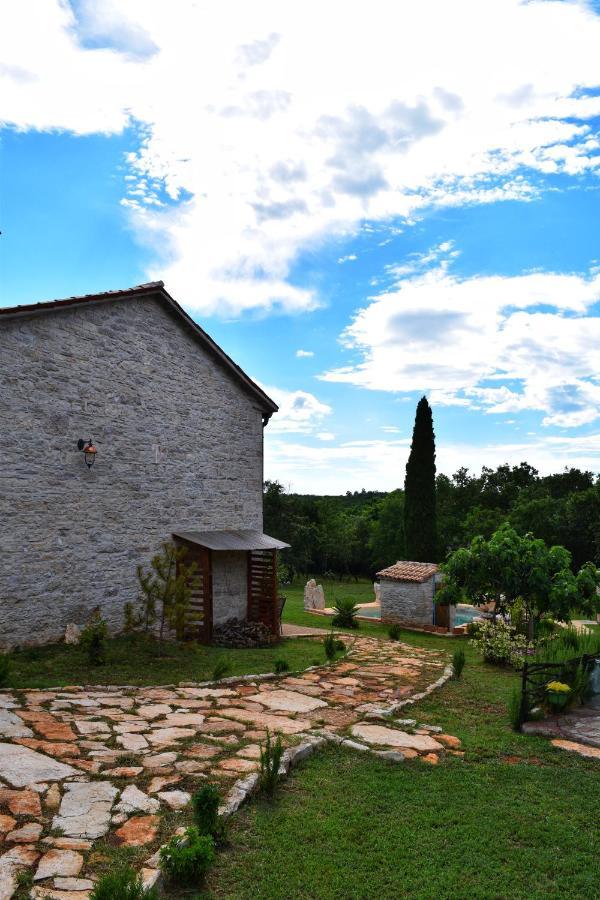 Cottage Al Merlo Olivo Buje Kültér fotó