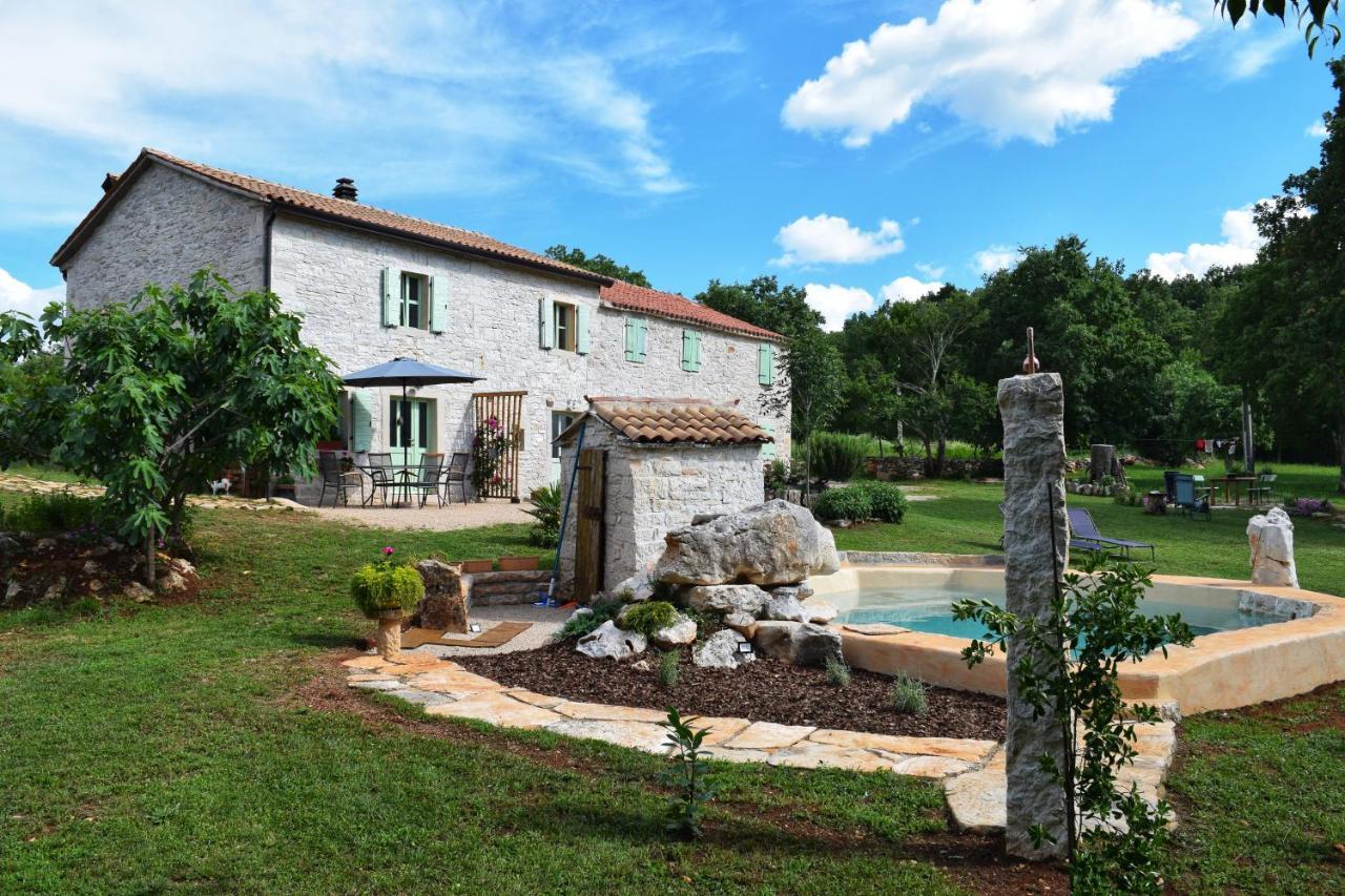 Cottage Al Merlo Olivo Buje Kültér fotó